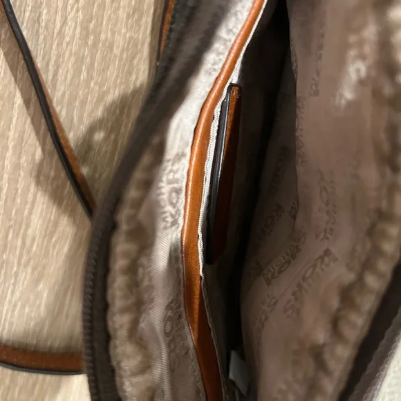 Michael Kors Signature Brown Logo Bag - Picture 6 of 13